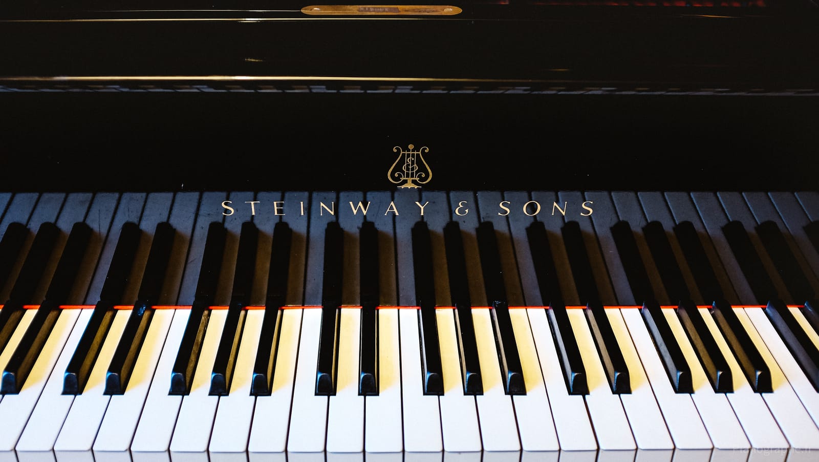Tâtonnages au piano